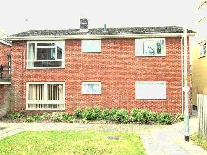 2 Bedroom Flat To Rent In Northfields, Norwich, NR4