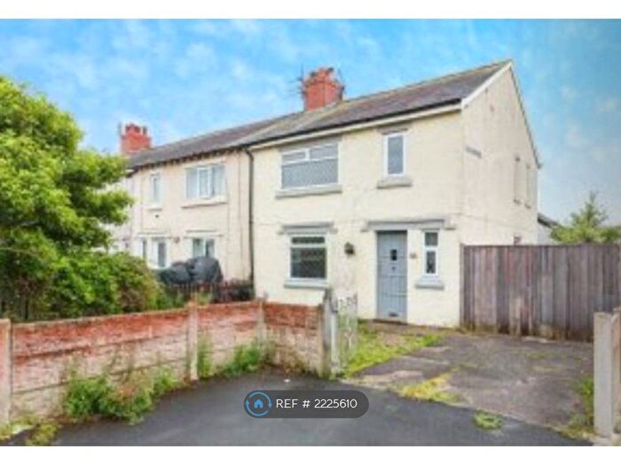 3 Bedroom Semi-Detached House To Rent In Mowbray Road, Fleetwood, FY7