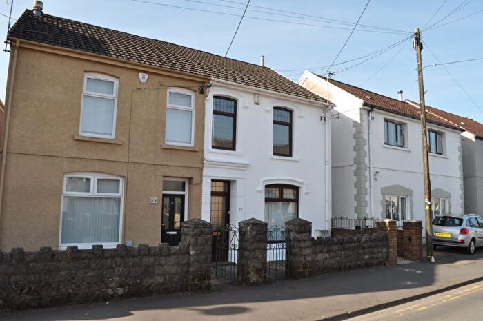 3 Bedroom Semi-Detached House For Sale In Borough Road, Loughor, Swansea, SA4