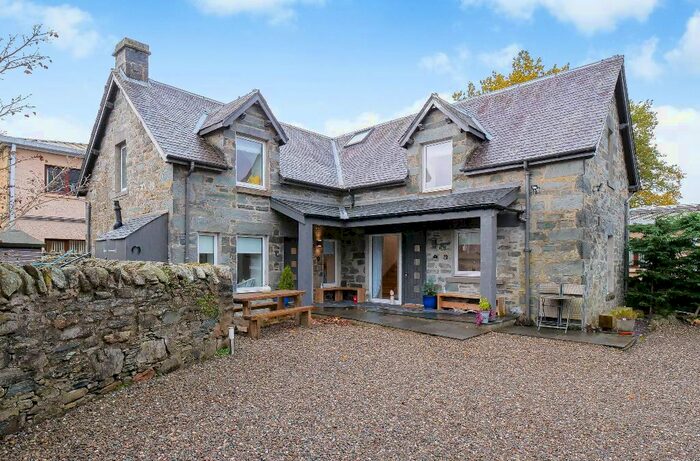 3 Bedroom Detached House For Sale In Taybridge Road, Aberfeldy PH15