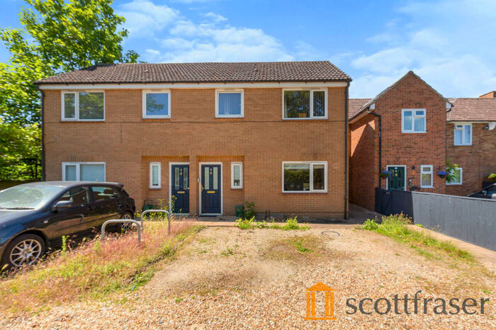 2 Bedroom Flat To Rent In Wootton Road, Abingdon, OX14