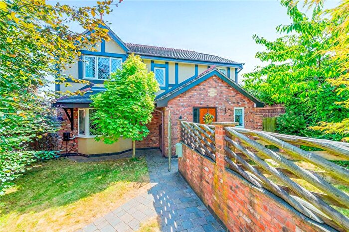 4 Bedroom Detached House For Sale In Bayswater Close, Priorslee, TF2