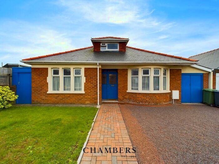 3 Bedroom Detached Bungalow To Rent In Cae Yorath, Whitchurch, Cardiff, CF14