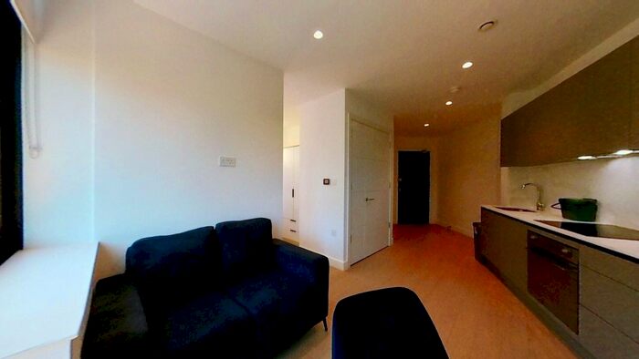 1 Bedroom Flat To Rent In New Horizons Court, Brentford, TW8