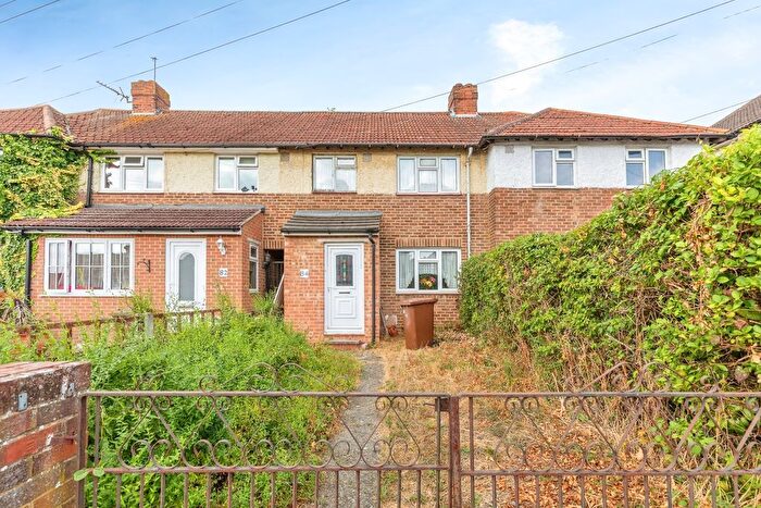 3 Bedroom Terraced House For Sale In Elaine Avenue, Rochester, Kent, ME2