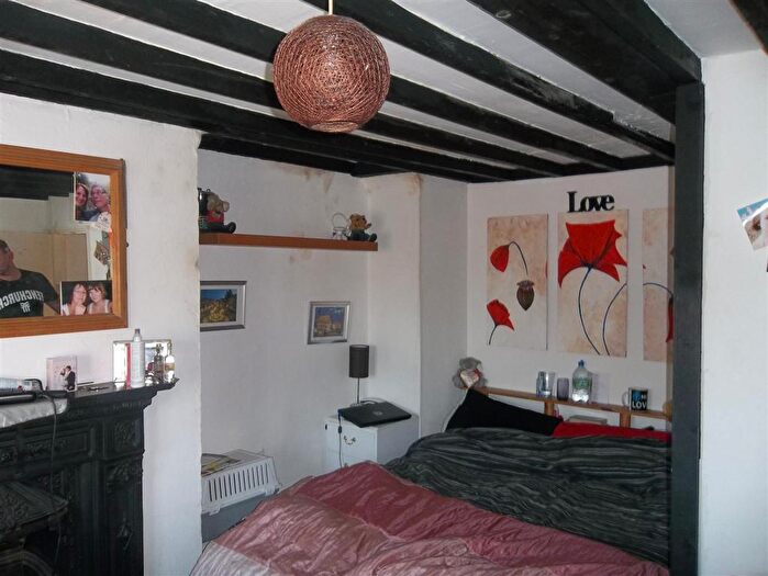1 Bedroom Cottage To Rent In High Street, Upper Beeding, West Sussex, BN44