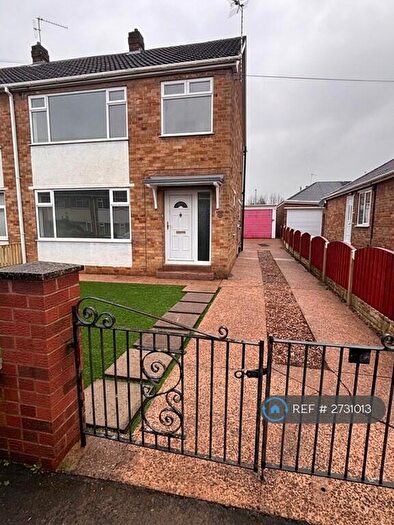 3 Bedroom Semi-Detached House To Rent In Norbreck Road, Warmsworth, Doncaster, DN4