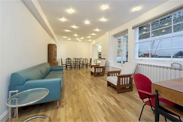 3 Bedroom Flat To Rent In Ledbury Road, London, W11