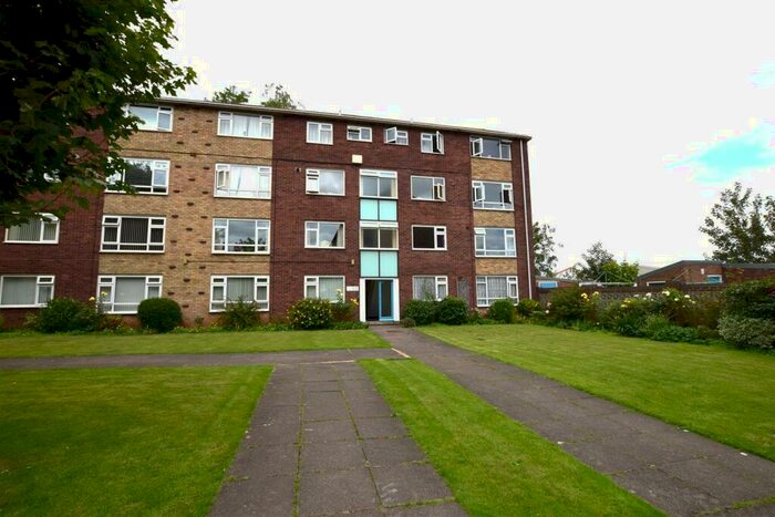 2 Bedroom Flat To Rent In Elmwood Court, St. Nicholas Street, Radford, Coventry, CV1