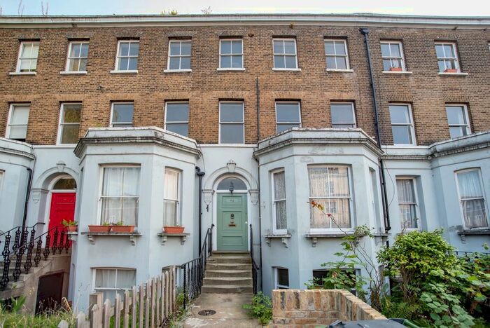 2 Bedroom Flat To Rent In The Village, London, SE7
