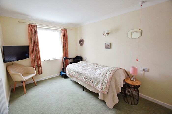 1 Bedroom Flat For Sale In Groby Road, Altrincham, WA14