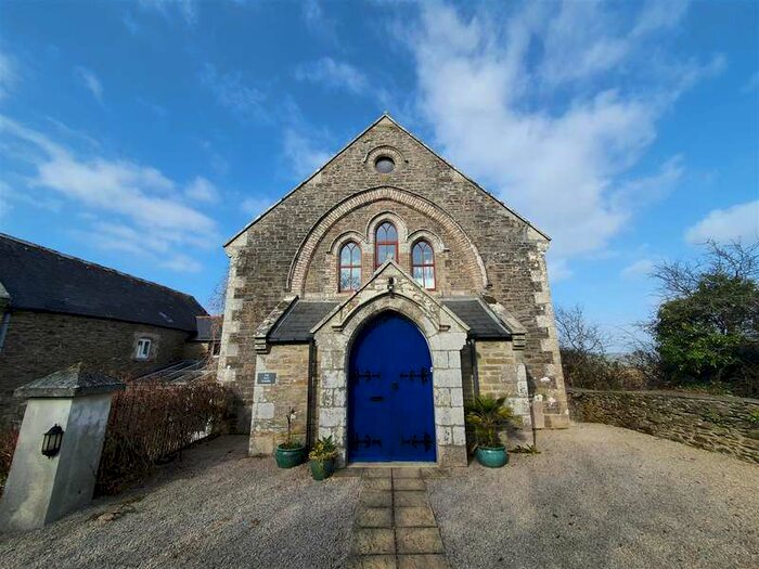 4 Bedroom Maisonette Flat To Rent In White Lane, Philleigh, TR2