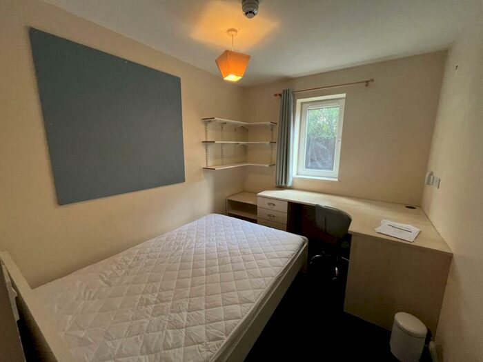 1 Bedroom Flat To Rent In Gwennyth House, Flat, Room, Cathays, Cardiff, CF24