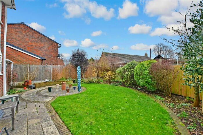 3 Bedroom Detached House For Sale In Cayser Drive, Kingswood, Maidstone, Kent, ME17