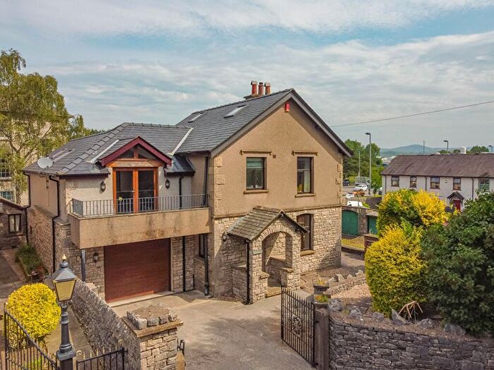 4 Bedroom Detached House For Sale In Sunnydale, Yard, Stricklandgate, Kendal, LA9