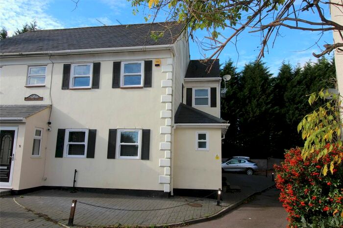 4 Bedroom Semi-Detached House To Rent In Mount View Cottages, Barnet Road, Arkley, Hertfordshire EN5