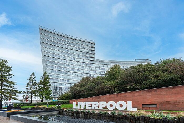 2 Bedroom Flat For Sale In Strand Street, Liverpool, Merseyside, L1