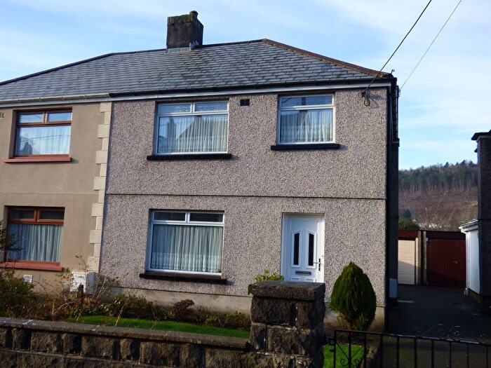 3 Bedroom Semi-Detached House For Sale In Fforest Hill, Aberdulais, Neath ., SA10