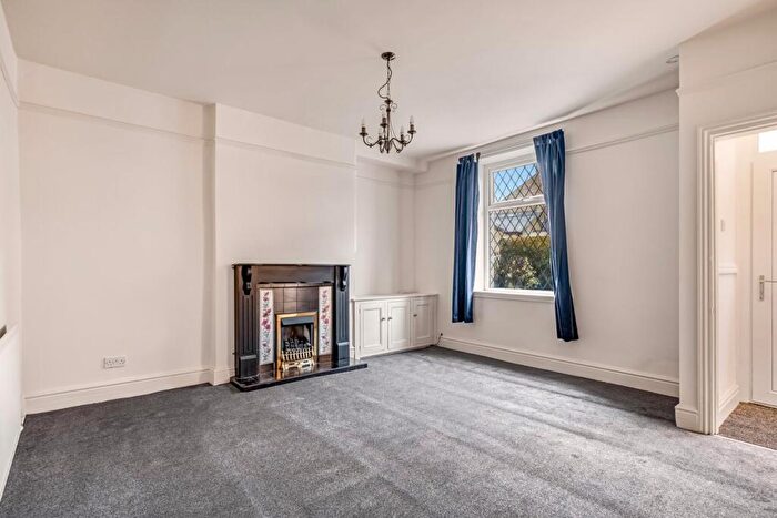 2 Bedroom Terraced House For Sale In Park Road, Barnoldswick, BB18