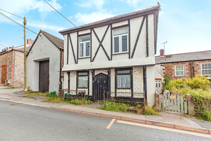 5 Bedroom Semi-Detached House For Sale In The Square, Grampound Road, Truro, Cornwall, TR2