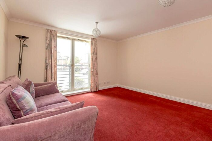 2 Bedroom Flat For Sale In Comely Bank, Comely Bank, Edinburgh, EH4