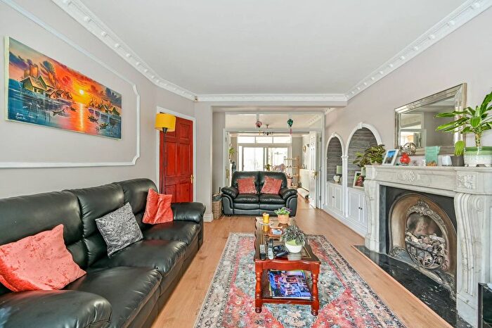 3 Bedroom Semi-Detached House To Rent In Beverley Way, Raynes Park, London, SW20