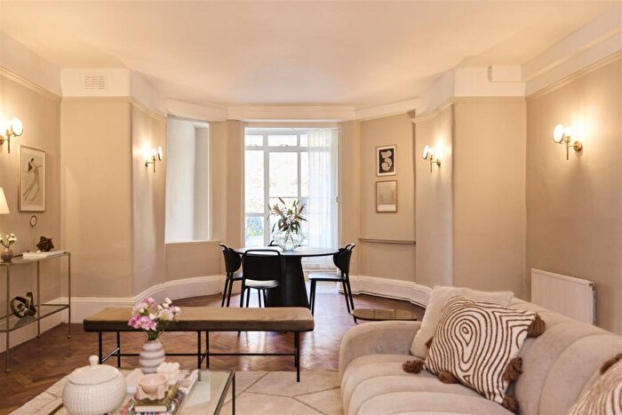 2 Bedroom Apartment To Rent In Belsize Park Gardens, Belsize Park, London, NW3
