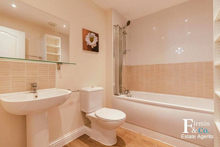 4 Bedroom Town House To Rent In Eagle Way, Hampton Vale, Peterborough, PE7