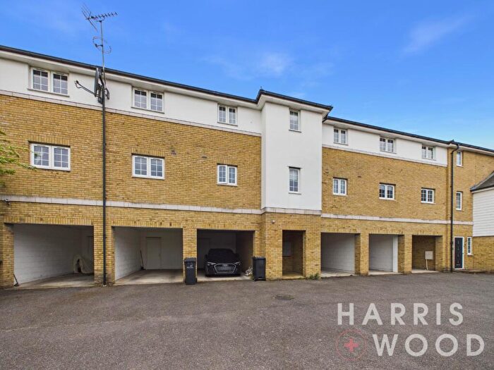 3 Bedroom Apartment For Sale In Bantock Way, Witham, Essex, CM8