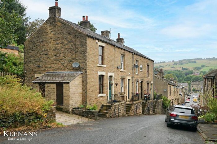 2 Bedroom Terraced House To Rent In Stoneswood Road, Delph, Oldham, OL3