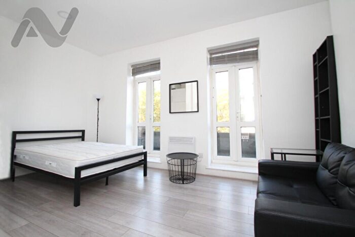 1 Bedroom Flat To Rent In Seven Sisters Road, London, N7