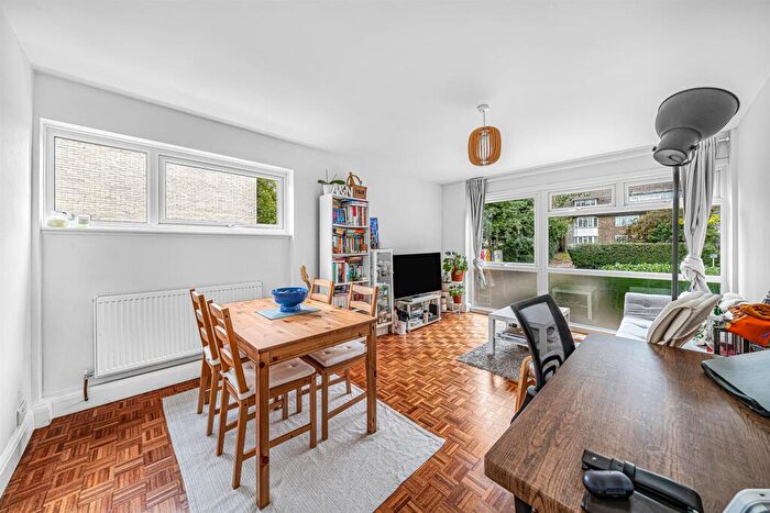 1 Bedroom Apartment For Sale In Durham Road, Bromley, BR2