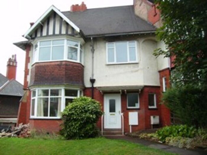 1 Bedroom Flat To Rent In Bf Windsor Road, Town Moor, DN2