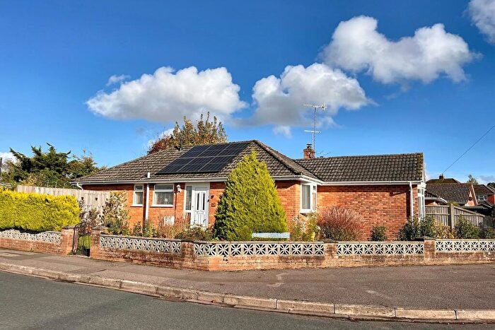 3 Bedroom Detached Bungalow For Sale In Downton, SP5