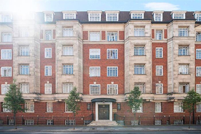 1 Bedroom Flat To Rent In Quebec Court, Seymour Street, London, W1H