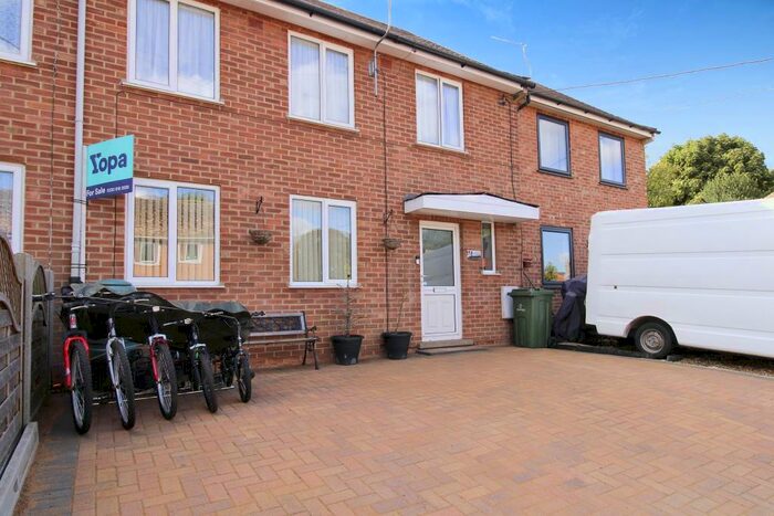 3 Bedroom Terraced House For Sale In Church Avenue, Croxton, Thetford, IP24