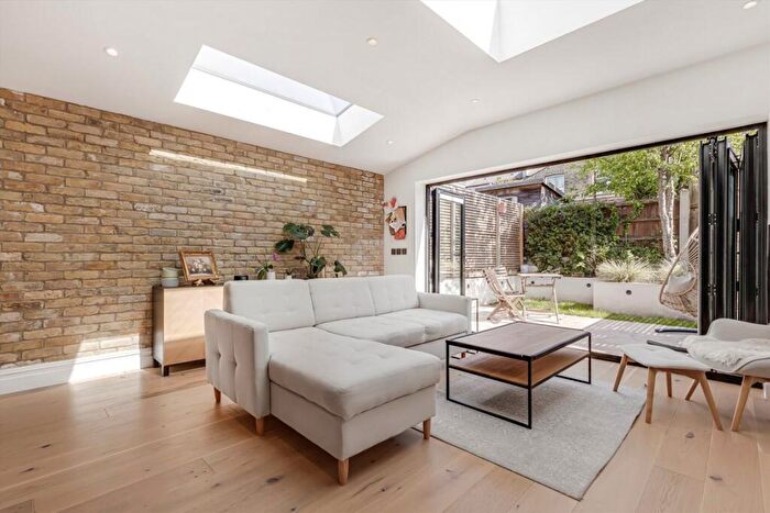 4 Bedroom Terraced House To Rent In Ranelagh Road, Leytonstone, E11