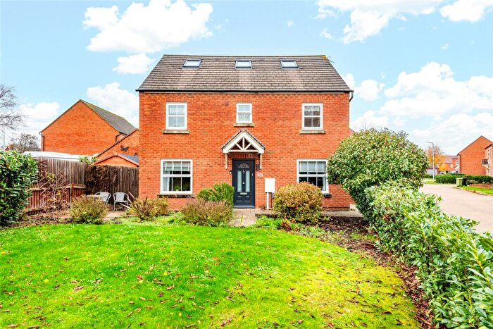 5 Bedroom Detached House For Sale In Ultra Avenue, Bletchley, Milton Keynes, Buckinghamshire, MK3