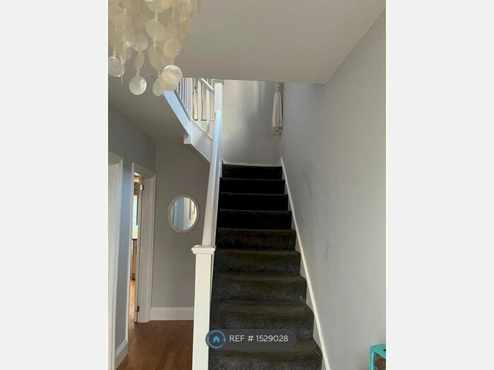 3 Bedroom Semi-Detached House To Rent In Clement Street, Low Fell, NE9