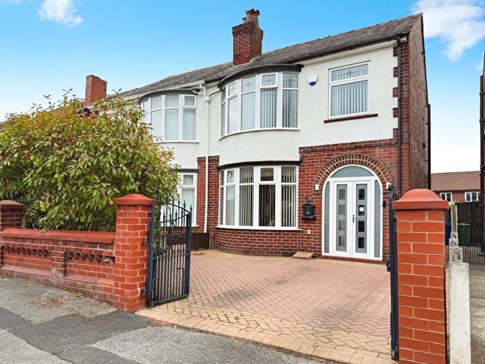 3 Bedroom Semi-Detached House For Sale In Platt Fold Road, Leigh, WN7