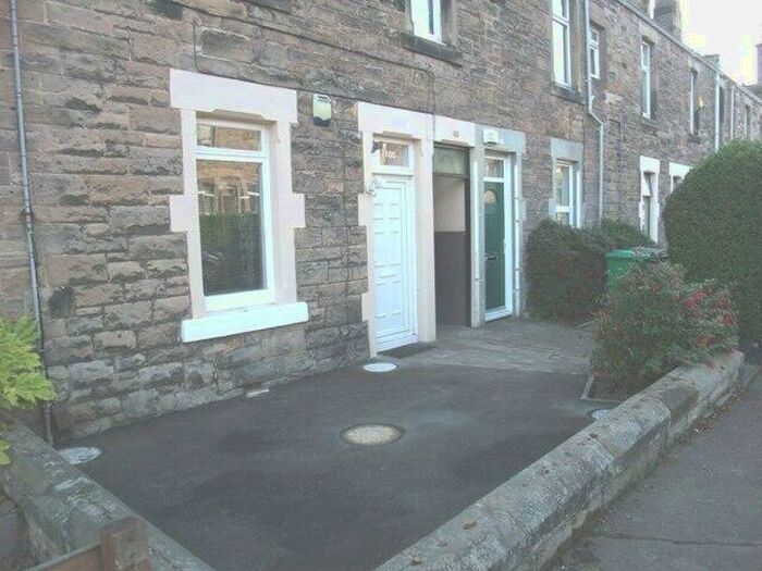 1 Bedroom Flat To Rent In Salisbury Street, Kirkcaldy, KY2