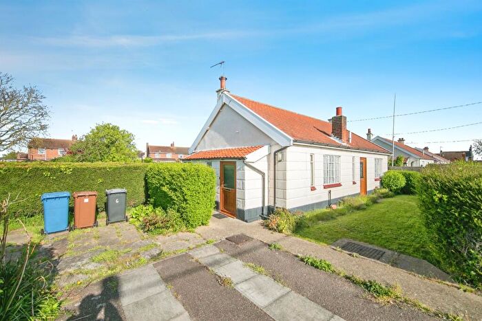 3 Bedroom Detached Bungalow For Sale In Queensland, Shotley, Ipswich, IP9