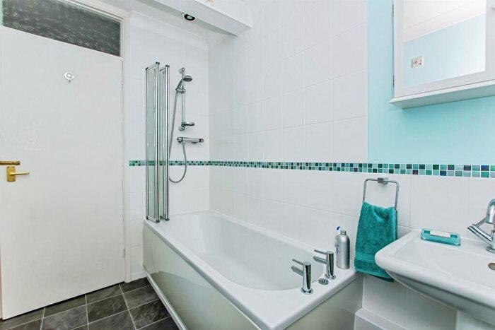 3 Bedroom Detached Bungalow For Sale In Leverington Road, Wisbech, PE13