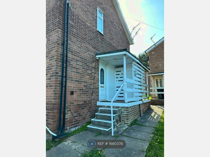 1 Bedroom Flat To Rent In Morris Avenue, Rawmarsh, Rotherham, S62