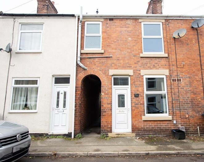 3 Bedroom Terraced House For Sale In New Hall Road, Chesterfield, S40
