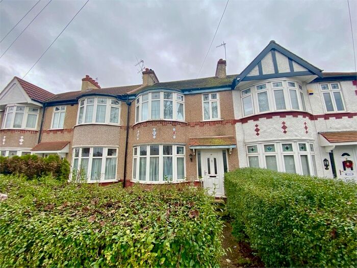 3 Bedroom Terraced House To Rent In Dawlish Avenue, Perivale, Greenford, Greater London UB6