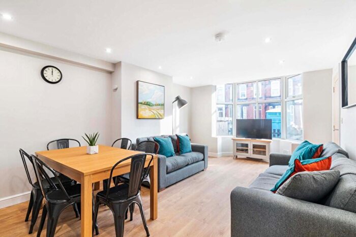 6 Bedroom House To Rent In Walmsley Road, Leeds, LS6