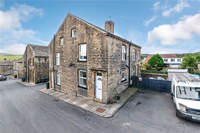 2 Bedroom End Of Terrace House For Sale In Chapel Street, Denholme, West Yorkshire, BD13