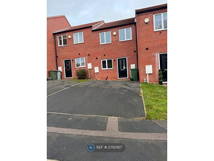 3 Bedroom Terraced House To Rent In Kirk Drive, Newark, NG22