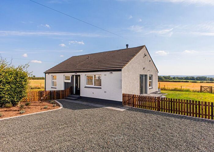 3 Bedroom Cottage For Sale In Biggar Road, Edinburgh, EH10